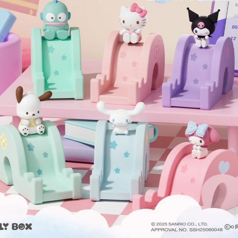 Sanrio Hello Kitty Periphery Mini-Skateboard, Handy- und Tablet-Halter, Büro, Schlafzimmer, Schreibtisch, Ornament, Geburtstagsgeschenk für Freunde