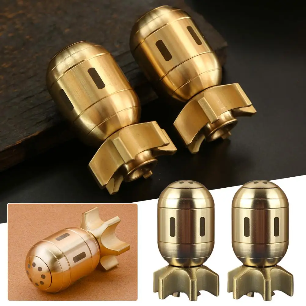 

Small Bomb Fingertip Gyro Brass Edc Spinner Adhd Decompression Fashion Office Gift Adult Decoration Fun Autism Toy V7q5