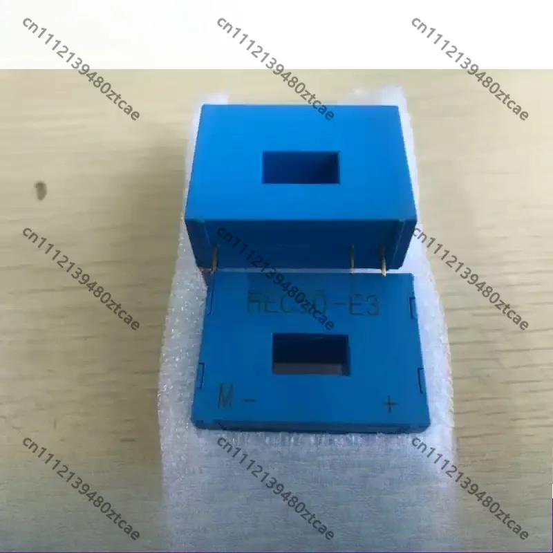 closed-loop-current-transducer-module-hec100-e3-hec50-e3-hec150-e3-hec200-e3-hec75-e3-hec300-e3