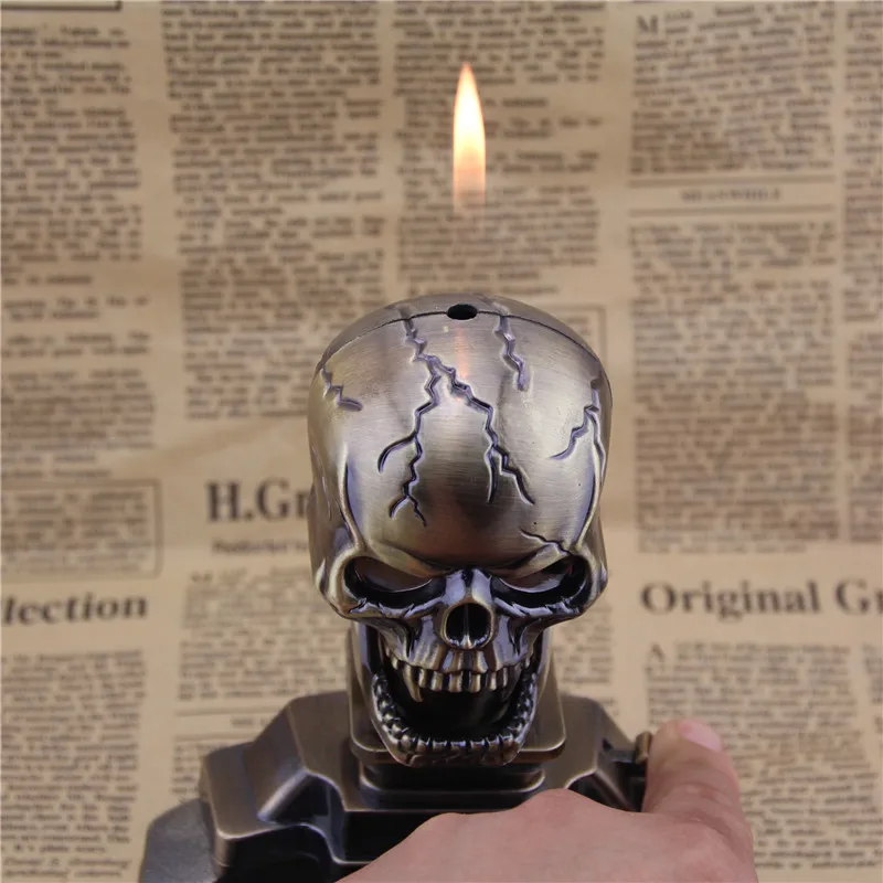 Creative Skull Ashtray with lighter Personalized Decoration Art Craft gift