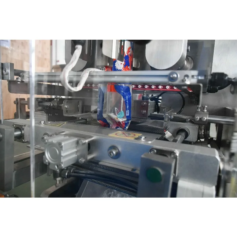 Automatic Vertical Bag Packing Machine for Cake Flour Powder Roll Film Packaging for Food Plastic Material Labeling Function