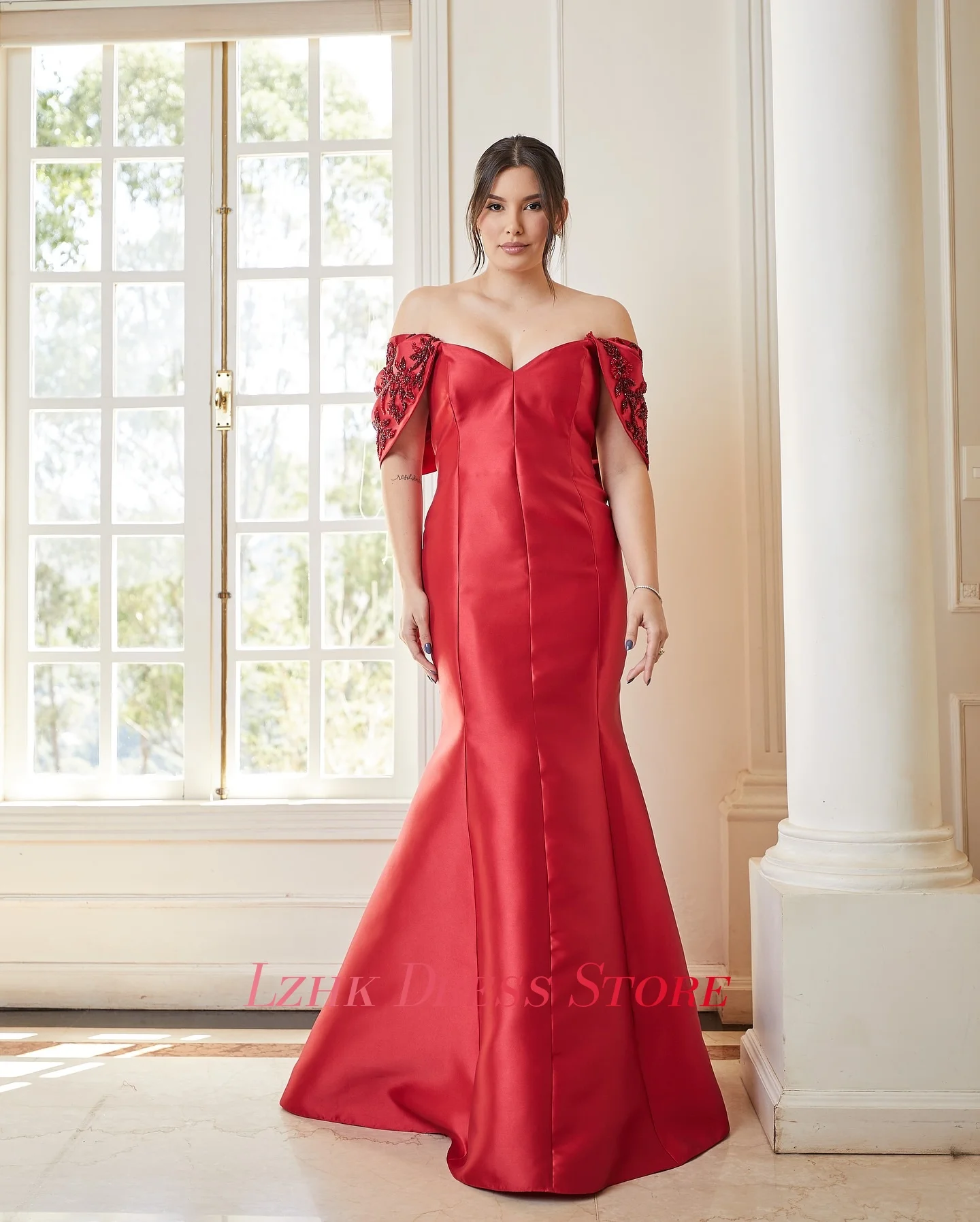 Vestido de noche personalizado de satén delicado, sirena con hombros descubiertos, apliques con cuentas, temperamento, mangas cortas, vestidos de fiesta con cuello en V