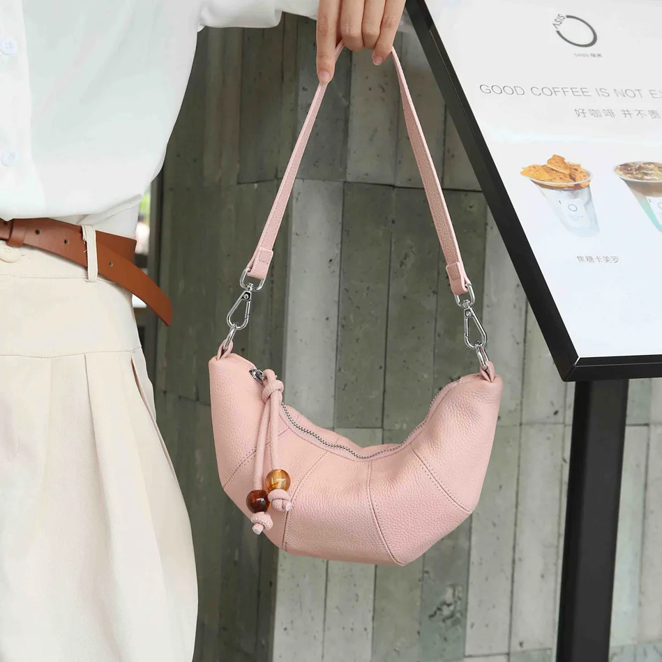 

Fashion Cute TOGO Top Layer Cowhide Horn Bag Genuine Leather Women's Bag Trend Single Shoulder Messenger Bag