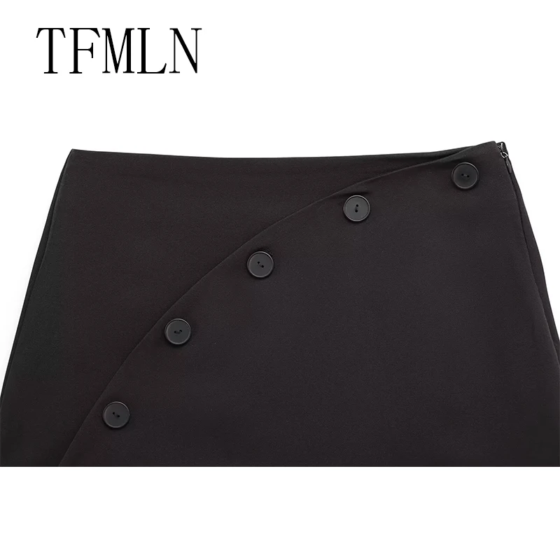 TFMLN ผู้หญิงฤดูร้อนกางเกงขาสั้นกระโปรง 2025 แฟชั่นปุ่มตกแต่งกางเกงขาสั้นกระโปรงวินเทจสูงเอว Streetwear กางเกงขาสั้นกระโปรง