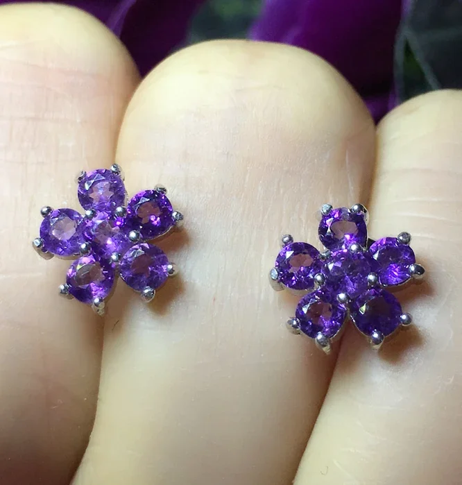 

Fashion Silver Flower Stud Earrings with Gemstone 3mm Natural Amethyst Earrings for Daily Wear 925 Silver Amethyst Jewelry