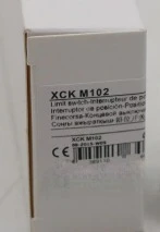 

Brand New Original XCK-M102 Roller Plunger Momentary Limit Switch 1NC+1NO Fast delivery