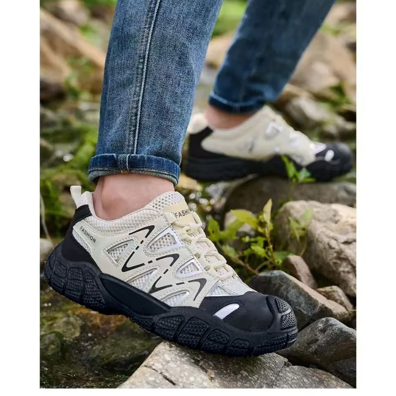 

2026 New Men's Outdoor Hiking Shoes Breathable Mesh Non-slip Sneakers Casual Streetwear Trendy Footwear