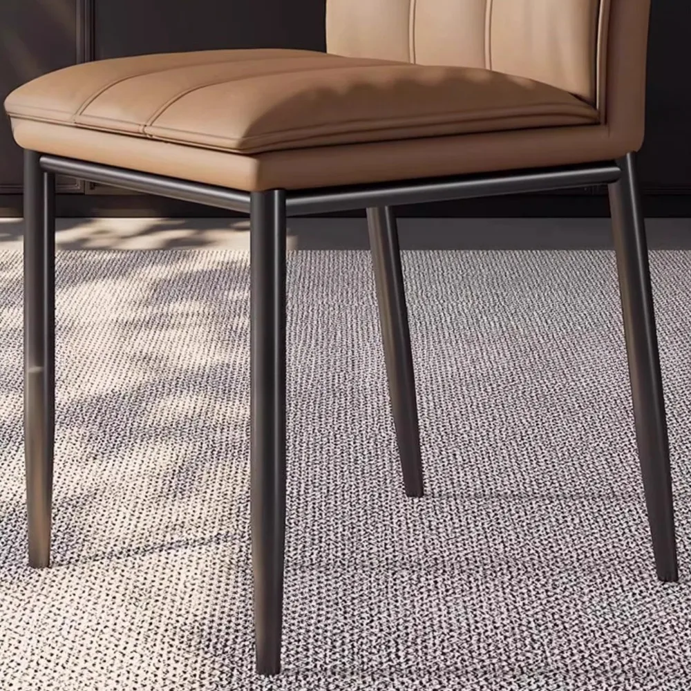 スチール美しいダイニングチェア北欧クッション人間工学に基づいたデザイナーチェアモダンなフロアロット長椅子サル飼い葉桶家の装飾