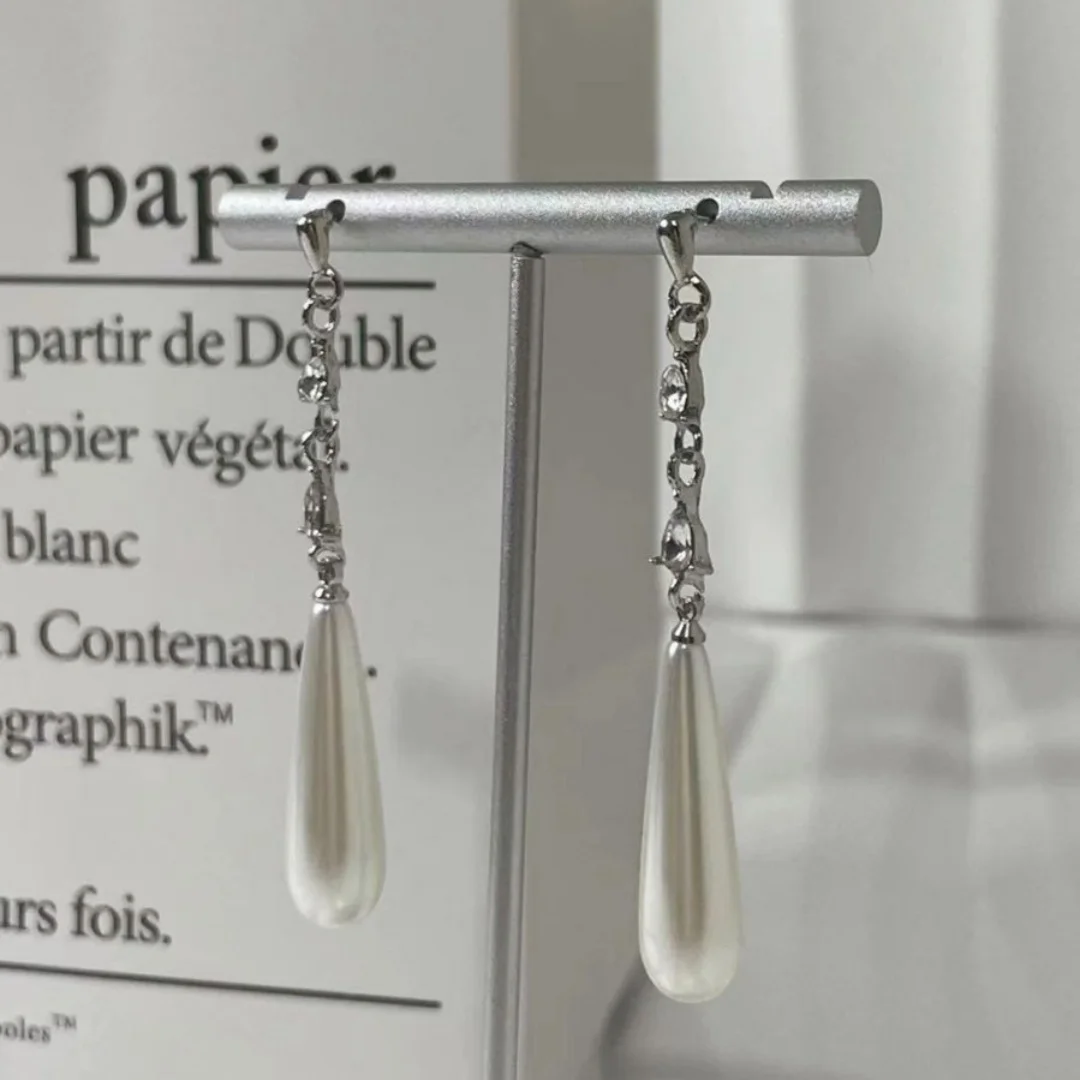 

DUTRIEUX Light luxury Tassel Earrings French Gentle Exaggerated Earring Craft Jewelry Accessories Niche Design For Women Gifts