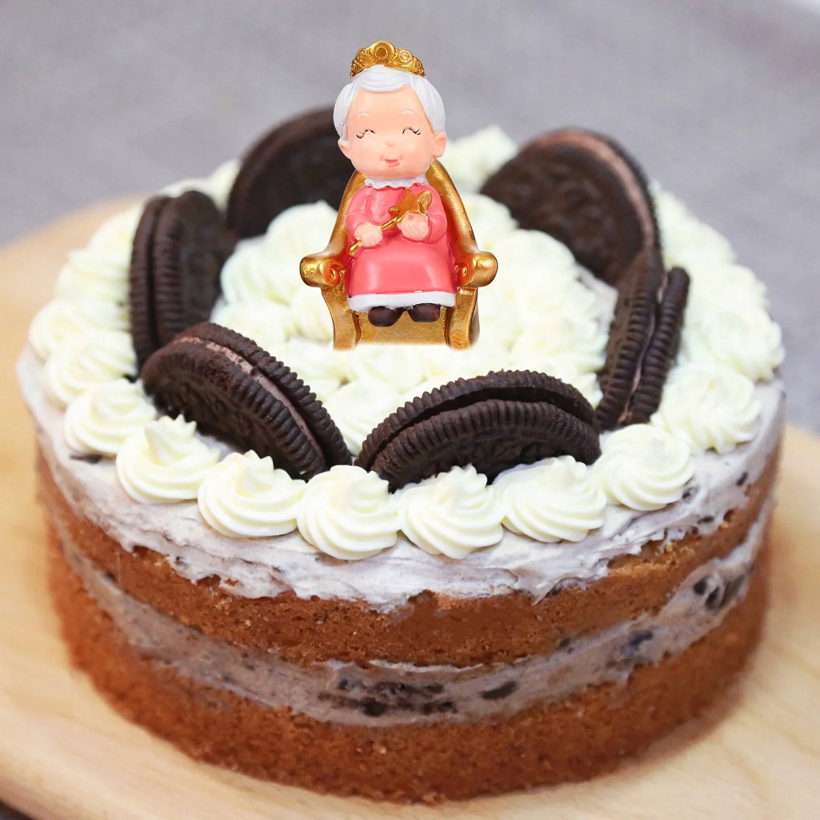 

1Pcs Couples Cake Topper Resin Grandparents Wedding Anniversary Desktop Ornament Funny and Adorable Visual Effect