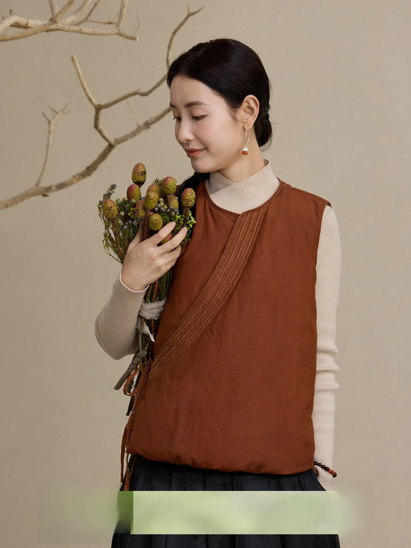 

Warm Original Silk Cotton Yuzhen ort A-Line Du down Vest Ladies Faion Chinese Sle Regular Fit Long Sve Coat