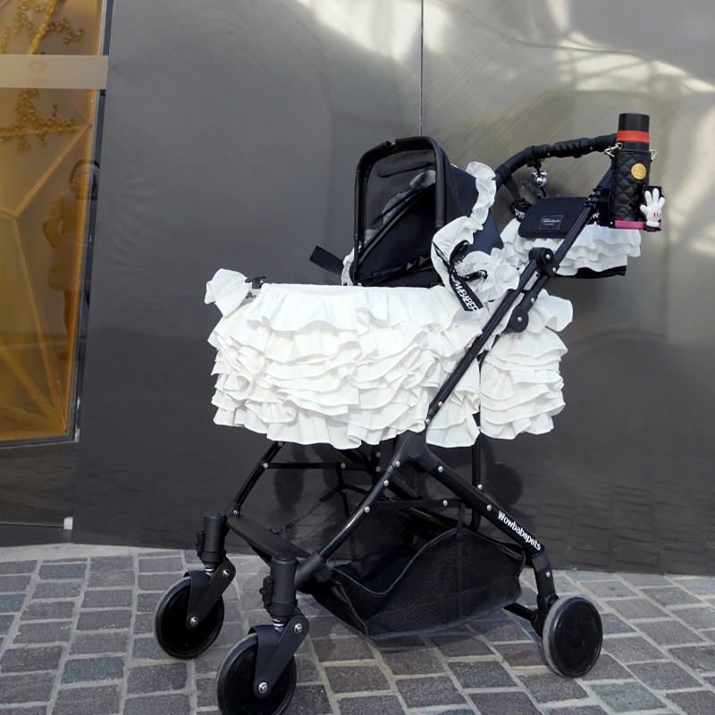 High-end pet cart White Swan portable foldable pet cart dogs and cats go out with small.