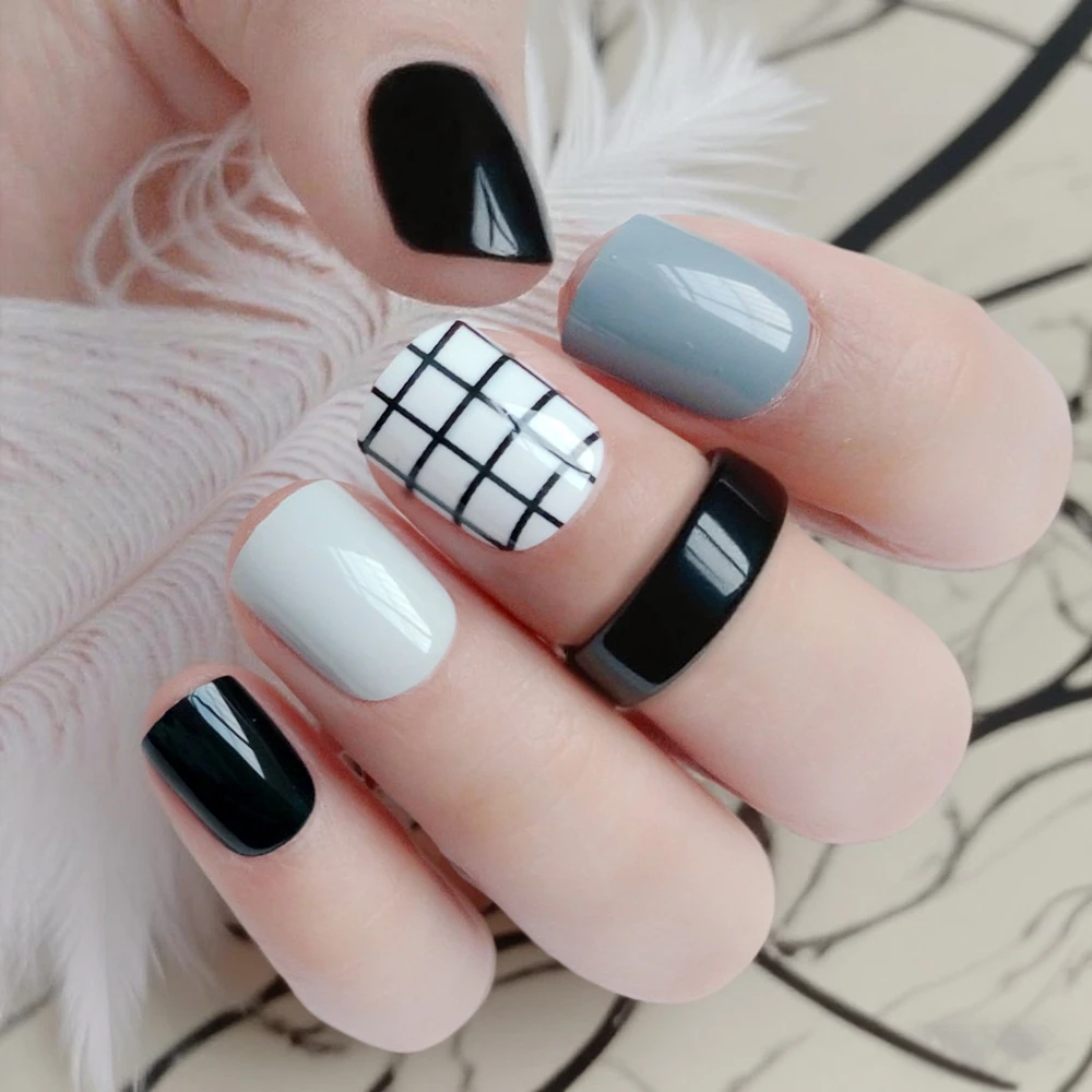 

24Pcs Bicolor Acrylic Fake Nails With Glue Short Square Shaped False Nails Press Ons For Woman DIY Manicure Wholesale Kits
