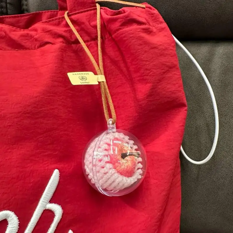 Frucht-Schlüsselanhänger, realistischer Frucht-Anhänger, modisches Taschenornament, Auto-Innendekoration für den Valentinstag, kleines Überraschungsgeschenk – Detail 4