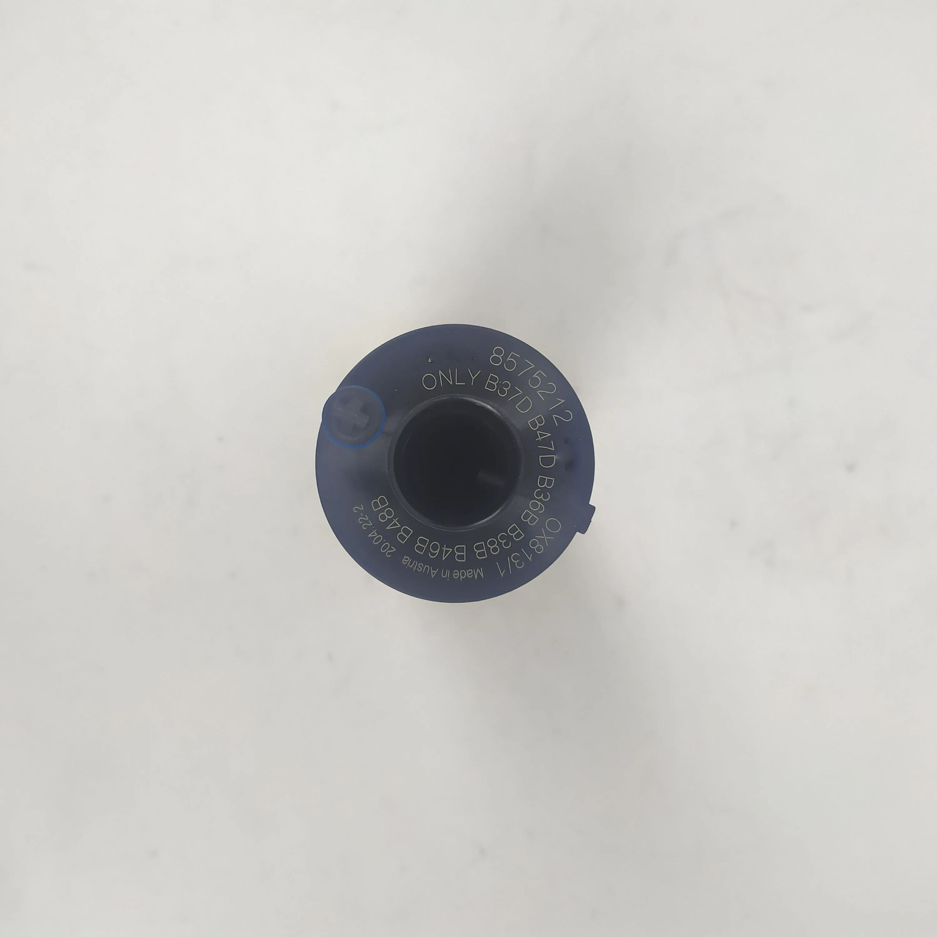 Oil Filter For Bmw X3 G01 2017 2018 2019 2020 2021 2022 20d 20i 25i 28i 30i Model Car Accessories 11 42 8 575 211 11428575211 - view 3