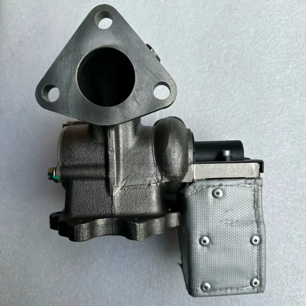 QSF4.5 engine EGR exhaust circulation valve P5714357 construction machinery Liugong XCMG