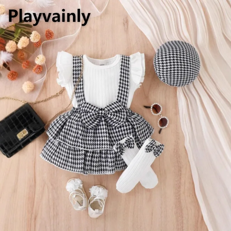 

Летние модные комплекты из 4 предметов для маленьких девочек, белый, розовый, черный топ с расклешенными рукавами + клетчатая юбка с бантом + шапка + носки, одежда для малышей Y0703