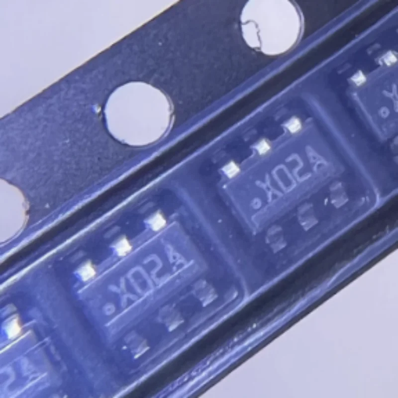 ADCS7477AIMF X02A SOT23-6 Neues Original Original