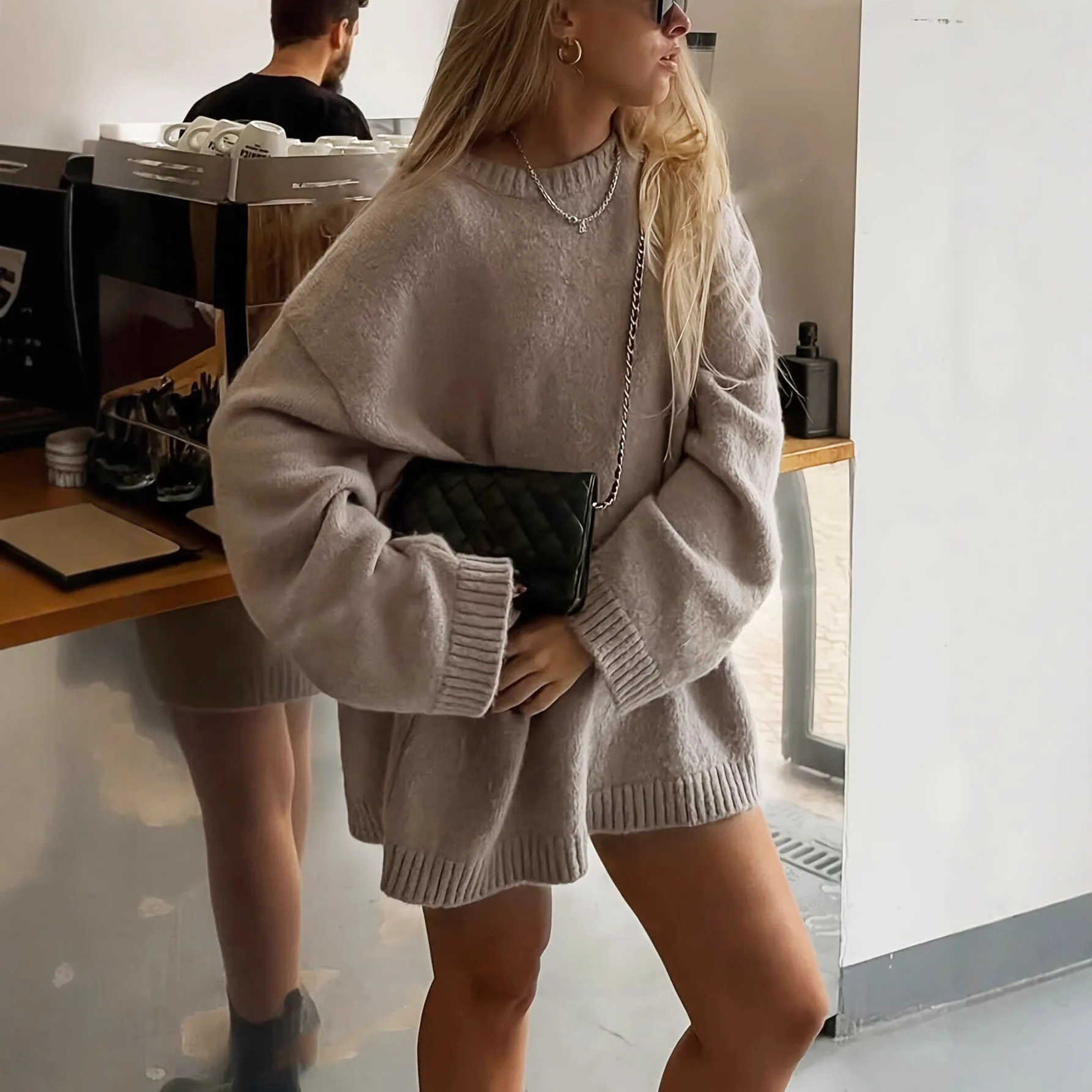 

Autumn and Winter Contrasting Sweater Women's New Crew Neck Fashion Casual Pullover Loose Knitted Sweater Top