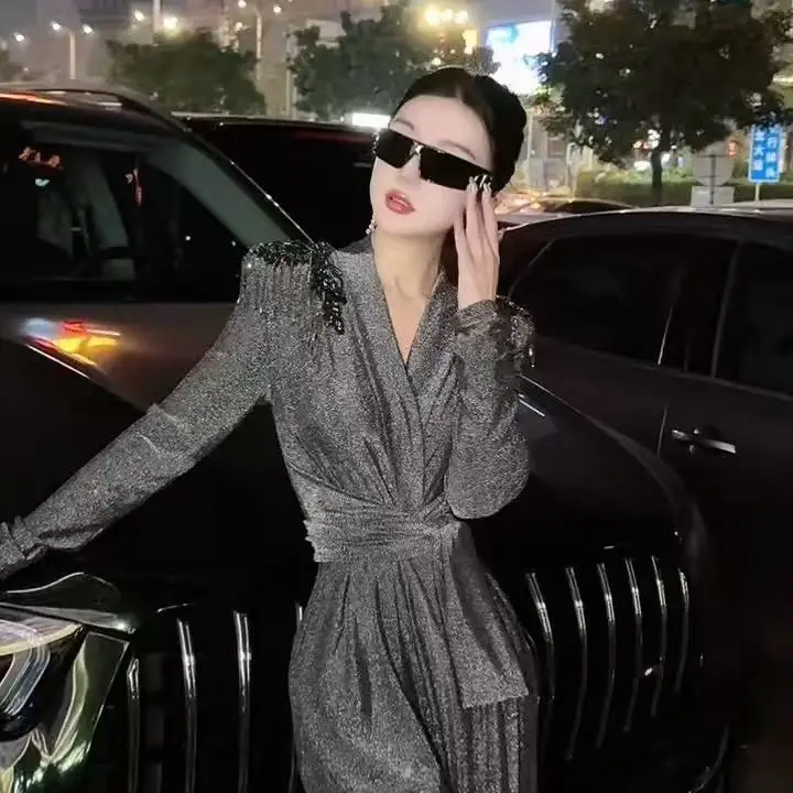 2025, Damen-Overall im französischen Stil, V-Ausschnitt, Krawatte, Taille, weites Bein, Frühling, eleganter Strampler