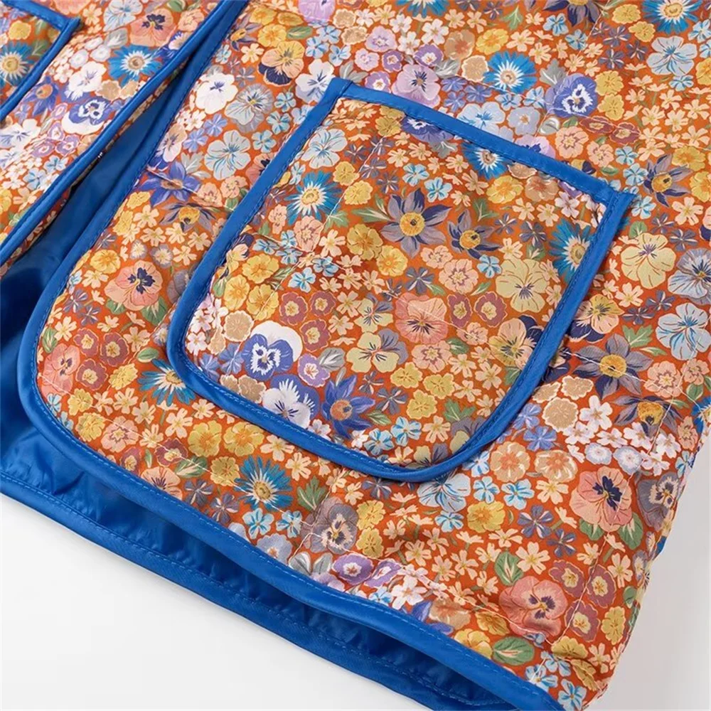 2024 ฤดูใบไม้ร่วง/ฤดูหนาวใหม่ของผู้หญิงแฟชั่นลําลองอเนกประสงค์กระเป๋าพร็อพยืนขึ้นปกแจ็คเก็ตผ้าฝ้ายพิมพ์