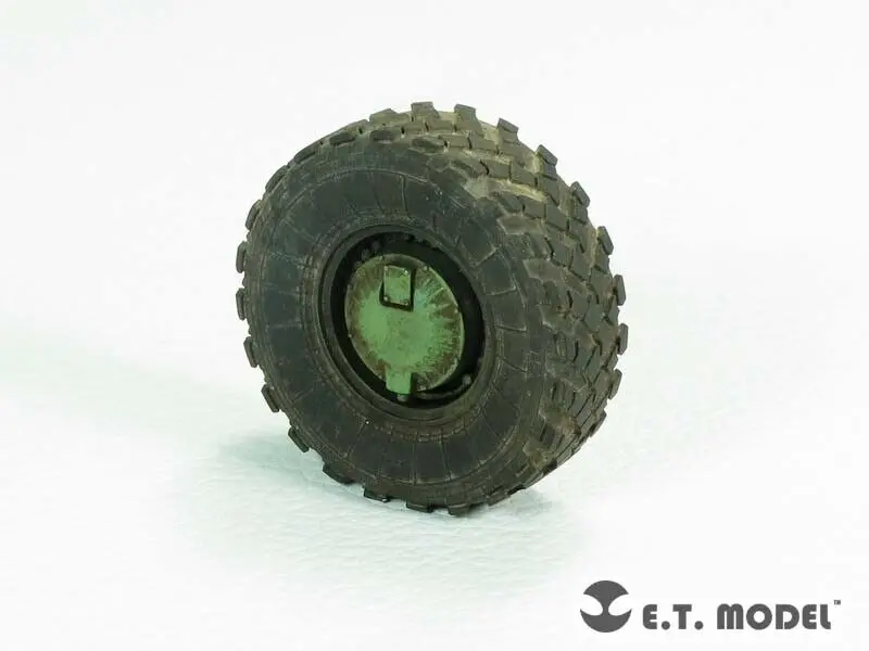 

ET MODEL ER35-054 Russian GAZ-233014 STS"TIGER"Weighted Road Wheels (For Meng Kit)