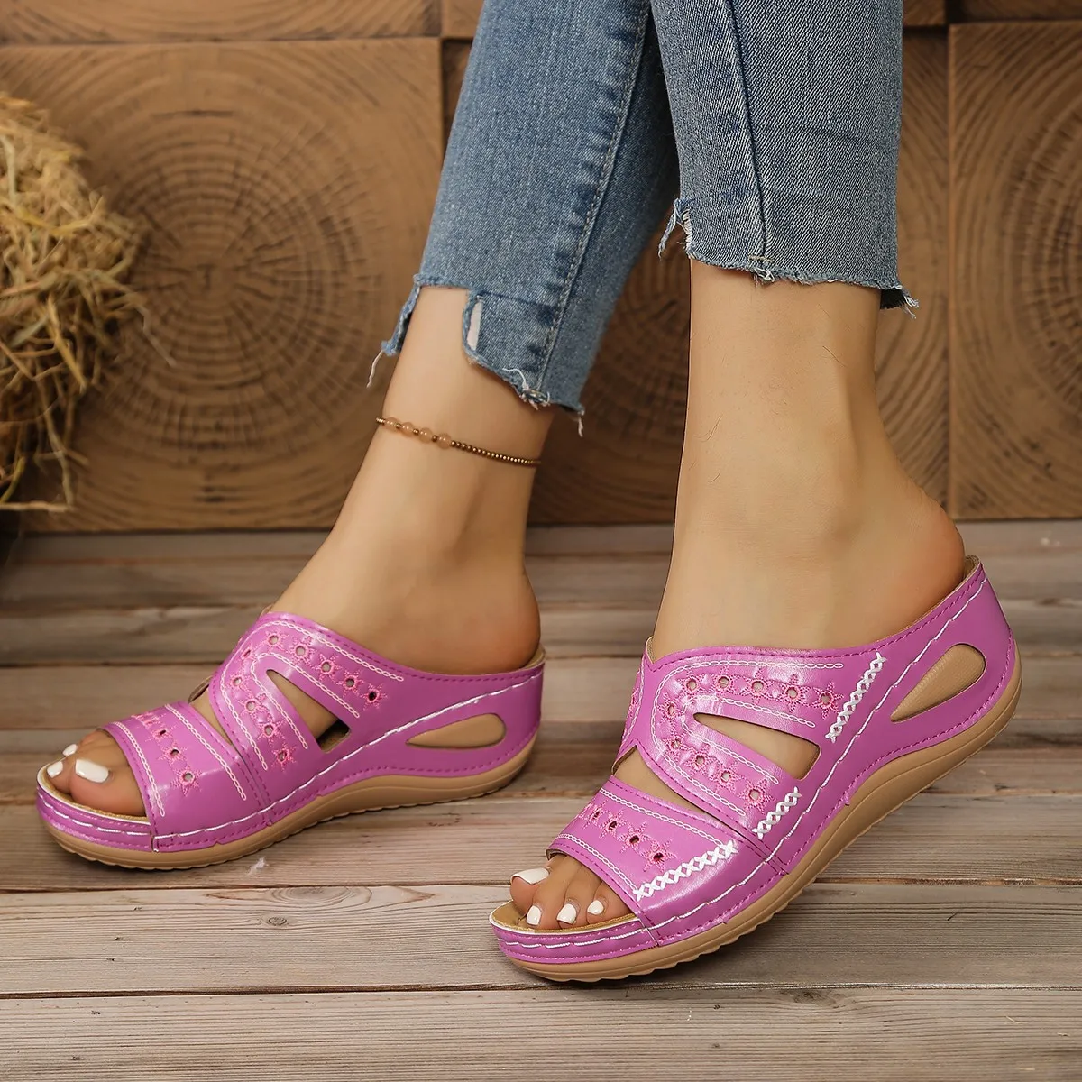 2025 New Women Wedge Slippers Platform Retro Shoes Slides Women Premium Orthopedic Sandals Open Toe Anti-Slip Slippers Female
