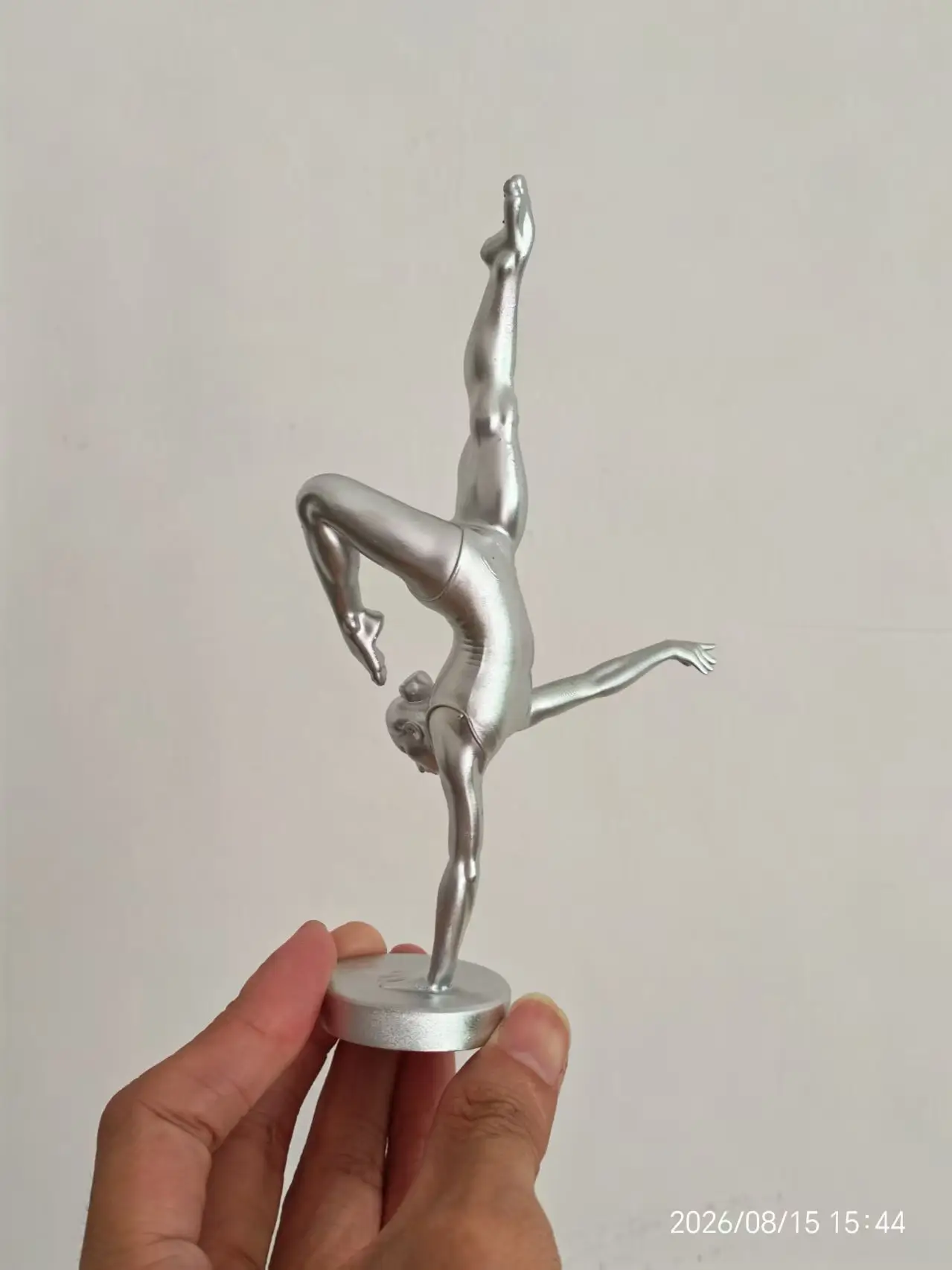 3D Printed Single-Handed Balancing Ballet Dancer Figurine, Modern Artistic Gymnastics Girl Desktop Decorative Sculpture view 4