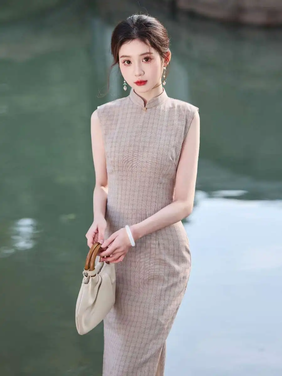 

Новый халат в стиле «доктор» из Гонконга, модифицированный, в стиле китайского доктора, для повседневной носки, весна 2025, с эффектом высококачественного материала