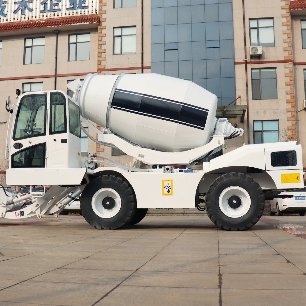 High Efficiency 6m3 Hydraulic System Truck Mixer Portable Self-Loading with Engine Motor and Gearbox for Mining in Peru