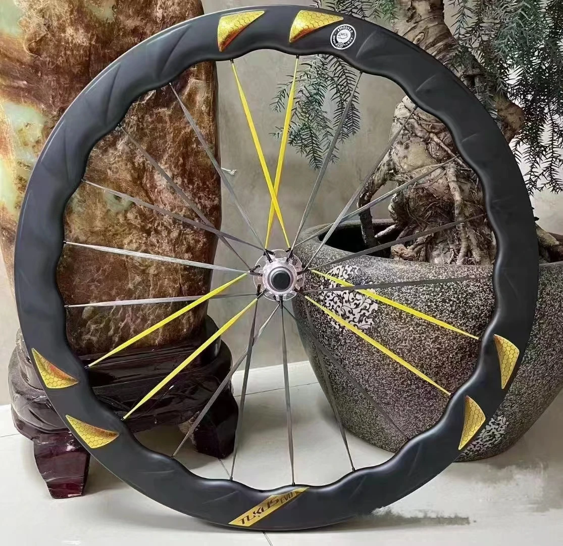 

TUKUS Bluefin EVO series carbon fiber disc brake wheel set 700C ceramic carbon rim carbon wheel road bicycle wave wheel