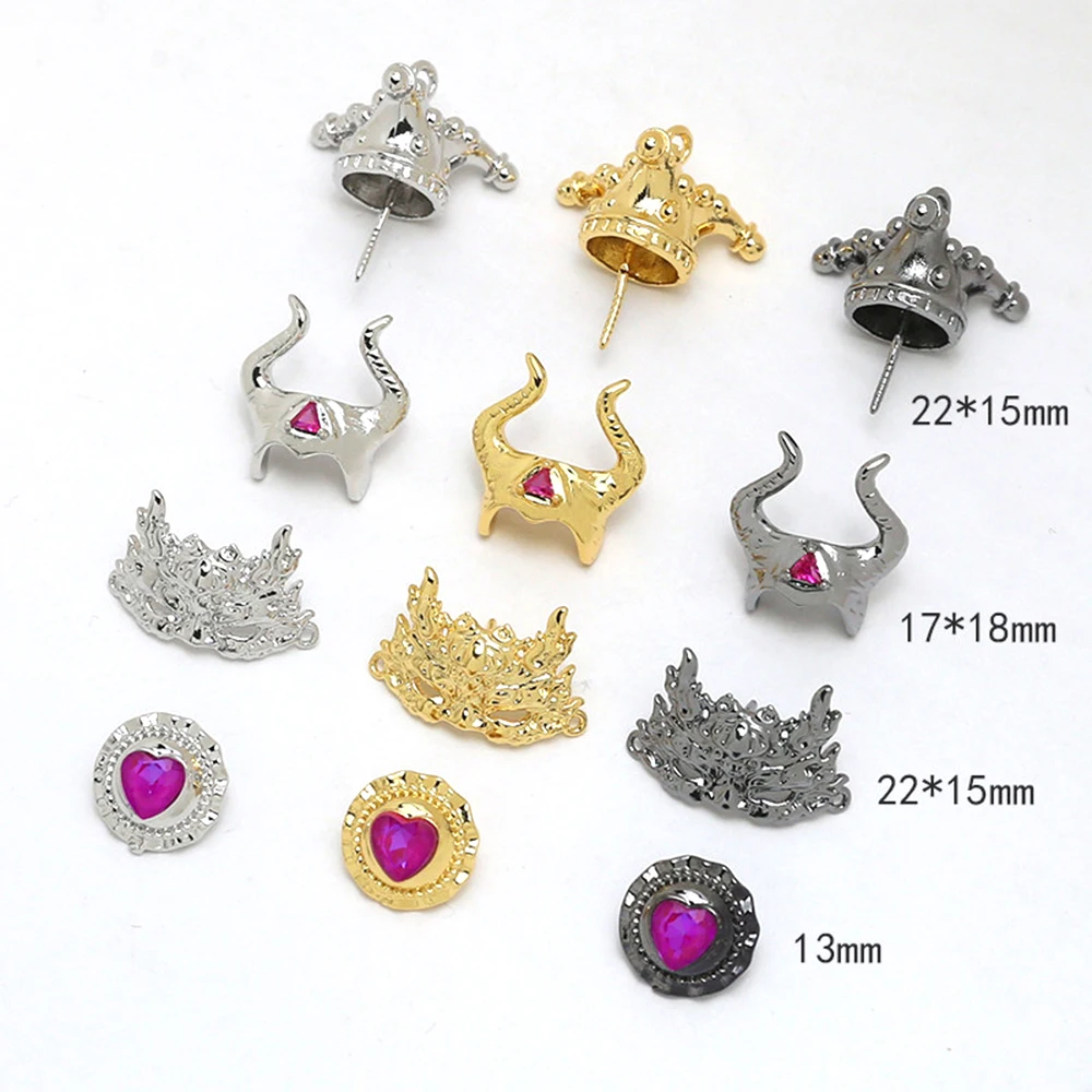 Brass Plated with Genuine Gold Witch Lion Horn Lion Mask Pin DIY Makes Fashionable Jewelry Baroque Doll Accessory Materials