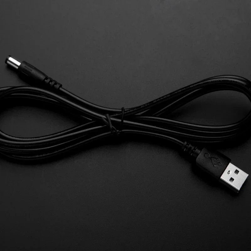 

Lumious LED Lightsaber USB 5V1A Charging Line High-Quality Charging Cable USB DC5.5 * 2.1 Cable For Laser Lightsabers Sword
