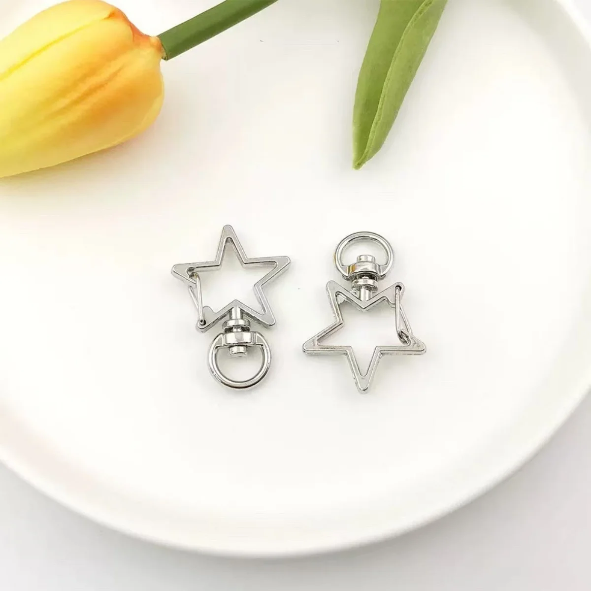 30pcs Silver Color Snap Hook Star Keychain Set