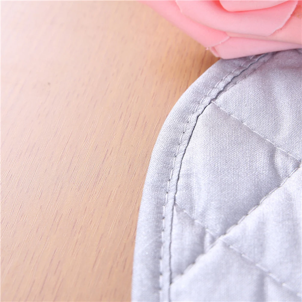 

1 Pc Ironing Mat Foldable Heat Resistant Cotton Cloth Ironing Pad for Home Travel Thermal Insulation Clothes Ironing Mat
