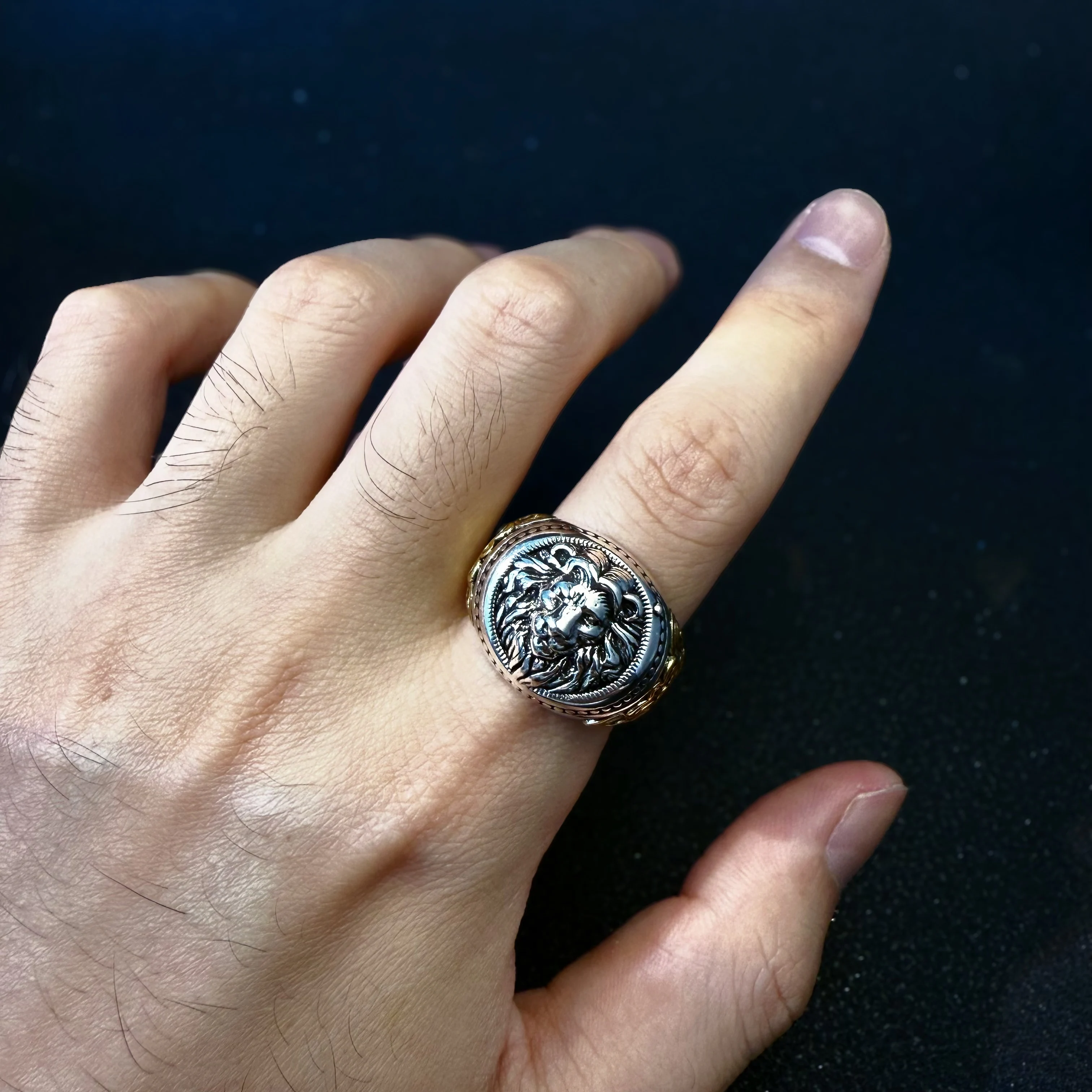 Retro Löwe Goldene Efeuranke Verstellbarer Offener Ring für Männer Punk Gothic Edgy Versilberter Schmuck Biker-Accessoires Geschenk für Ihn – Detail 6