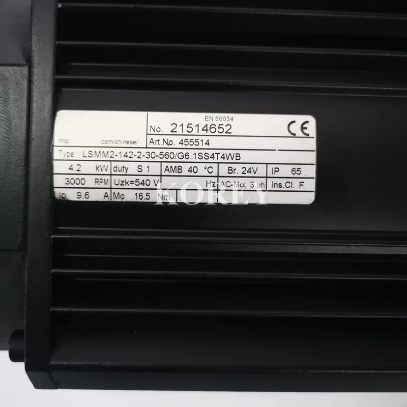 محرك سيرفو LSMM2-142-2-30-560/G6.1SS4T4WB بقعة جديدة تمامًا