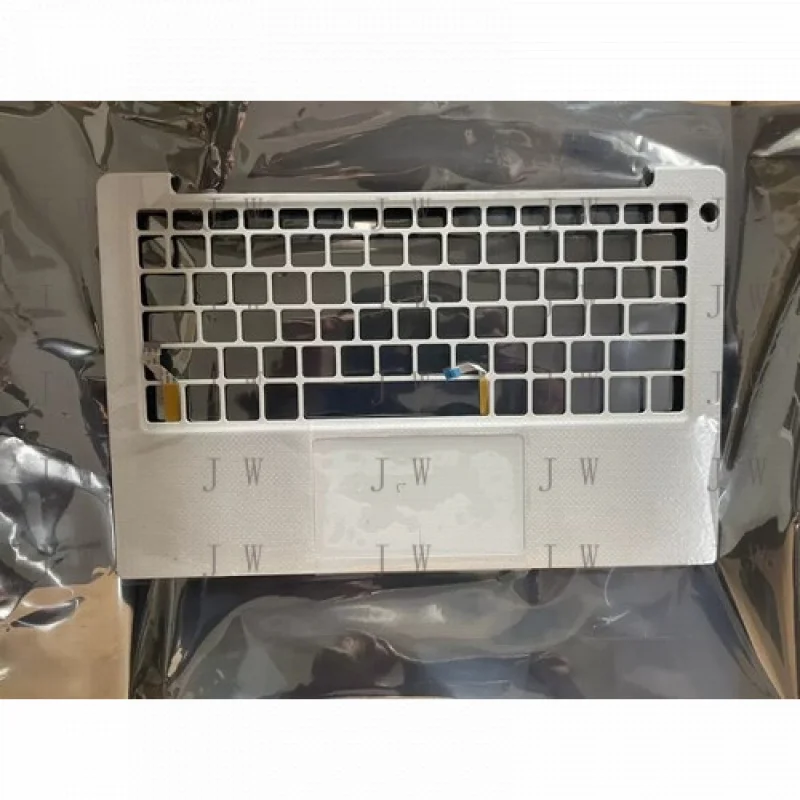 

DDJ for Dell XPS13 9370 9380 7390 White Palmrest Case w/Touchpad