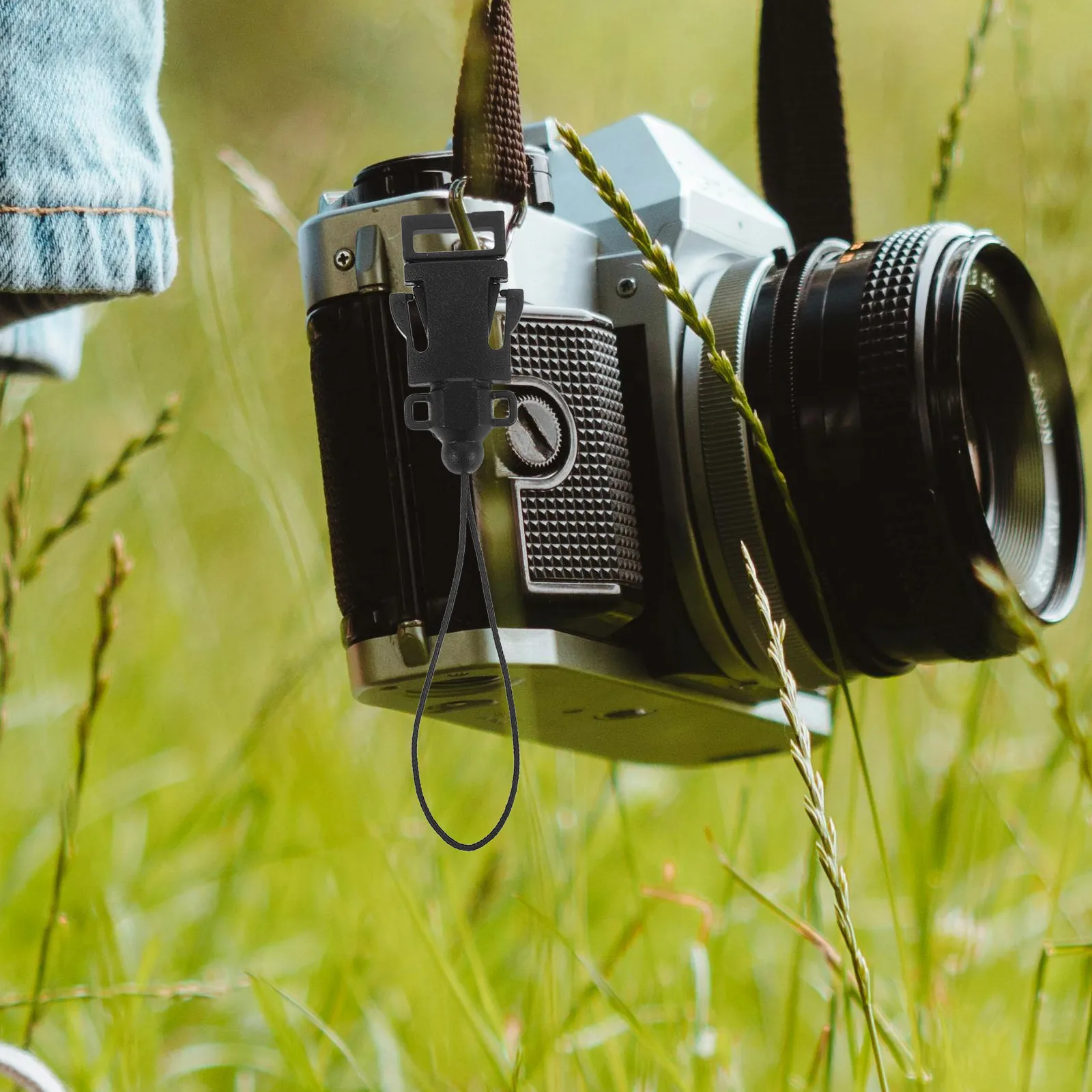 

4Pcs Camera Strap Connectors Quick Release Buckle Short Loop Lanyard for Dslr Mirrorless Camera Secure Attachment