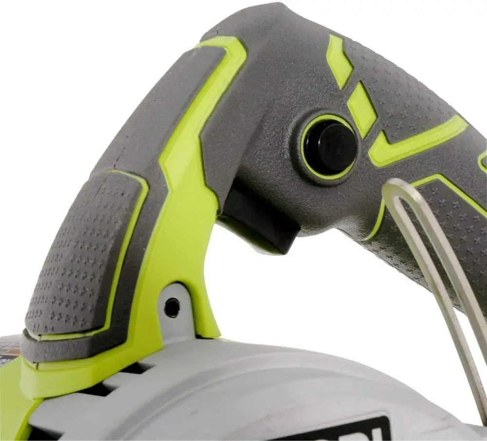 7-inch tegelzaag met waterstroomregeling en comfortabele handgreep voor efficiënt snijden