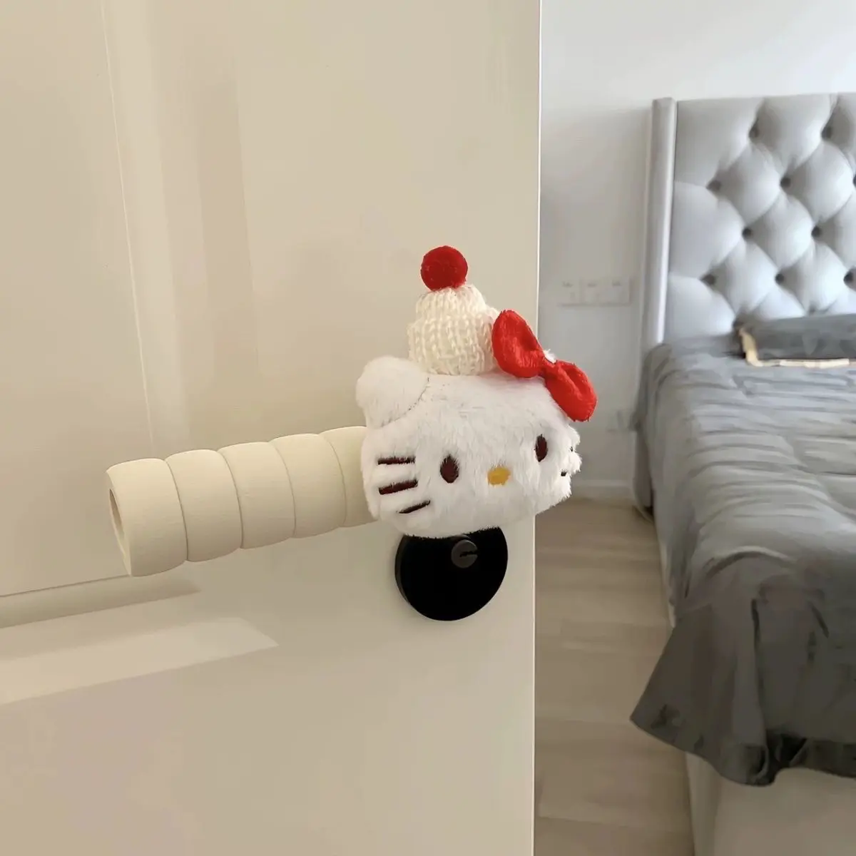 

Miniso Hello Kitty, милая мультяшная дверная ручка, перчатки, защитный чехол, противоударная накладка, защитный чехол, антистатический