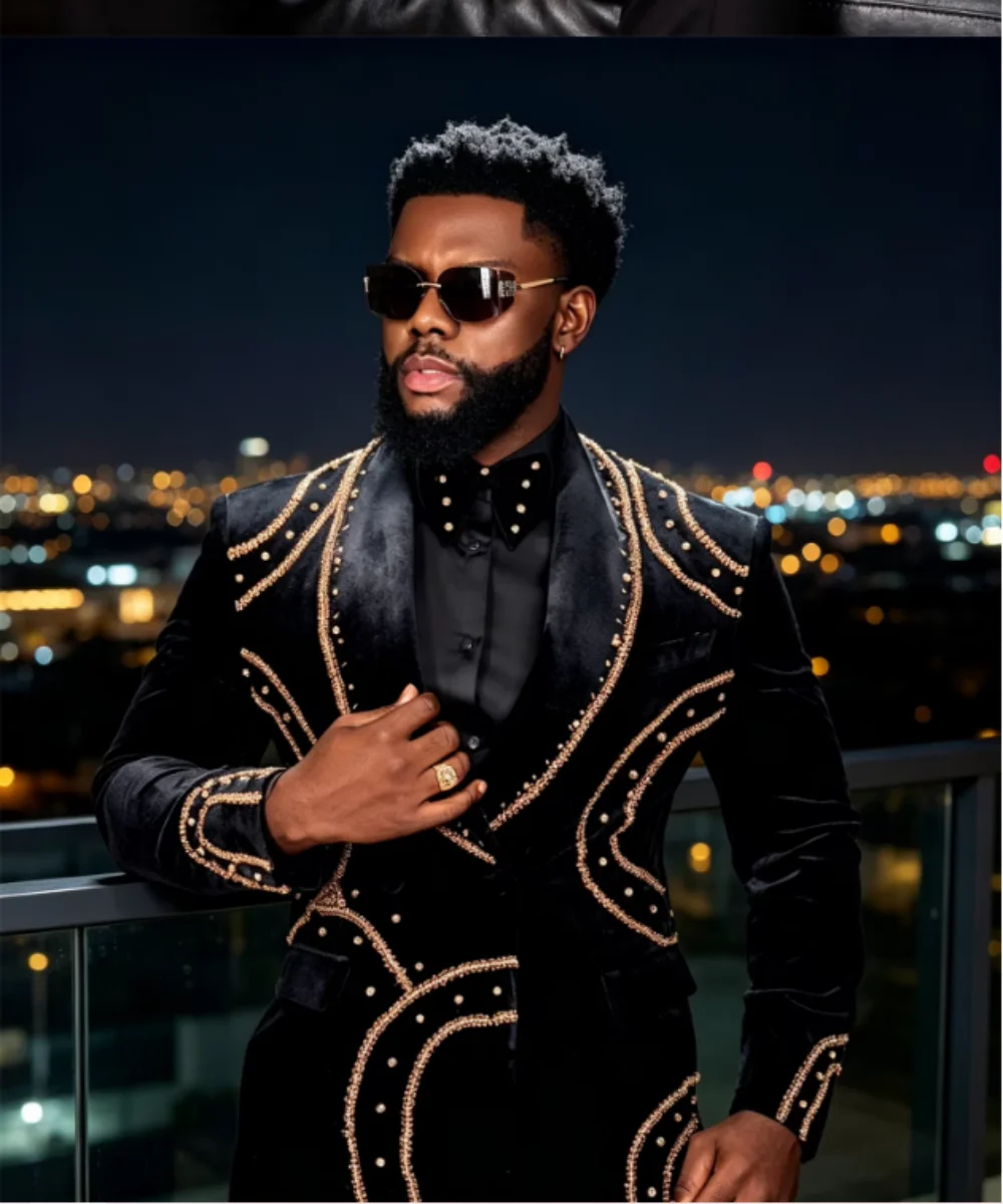 2 Piece Men Formal Suit Beaded Rhinestones Shawl Lapel Two Button Evening Party Wear Customized Slim Fit Celebrity Prom Set