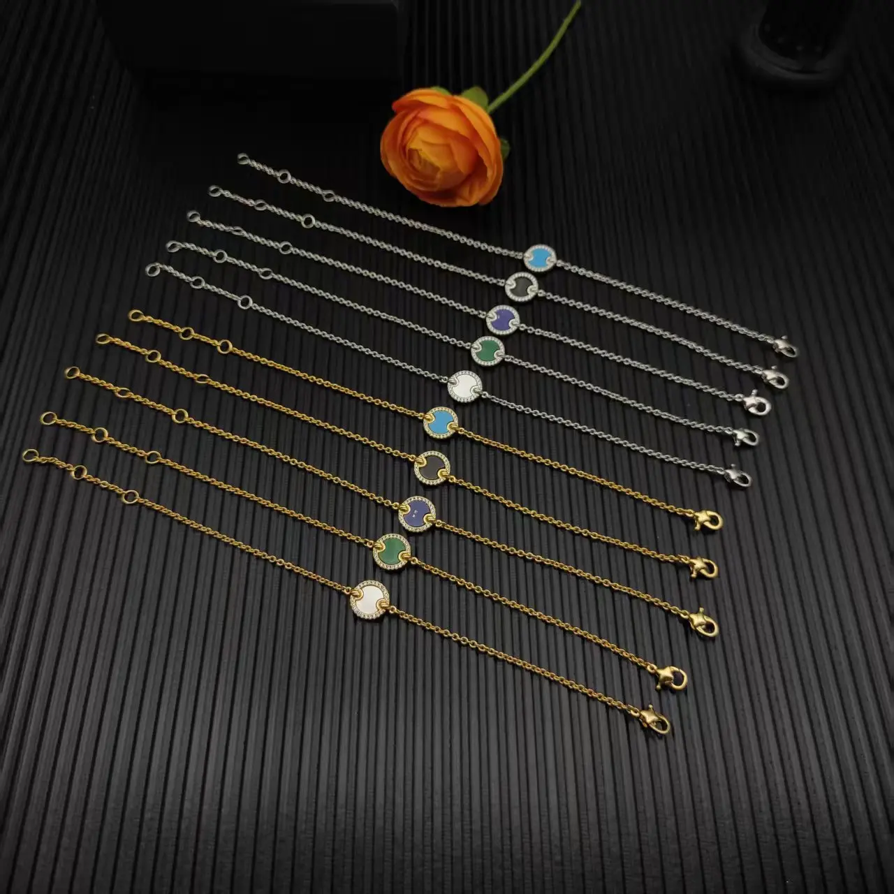 

S925 Sterling Silver 2025 New Round Turquoise Mother-of-Pearl Bracelet Unisex Fashionable Trendy Retro Classic Luxurious Jewelry