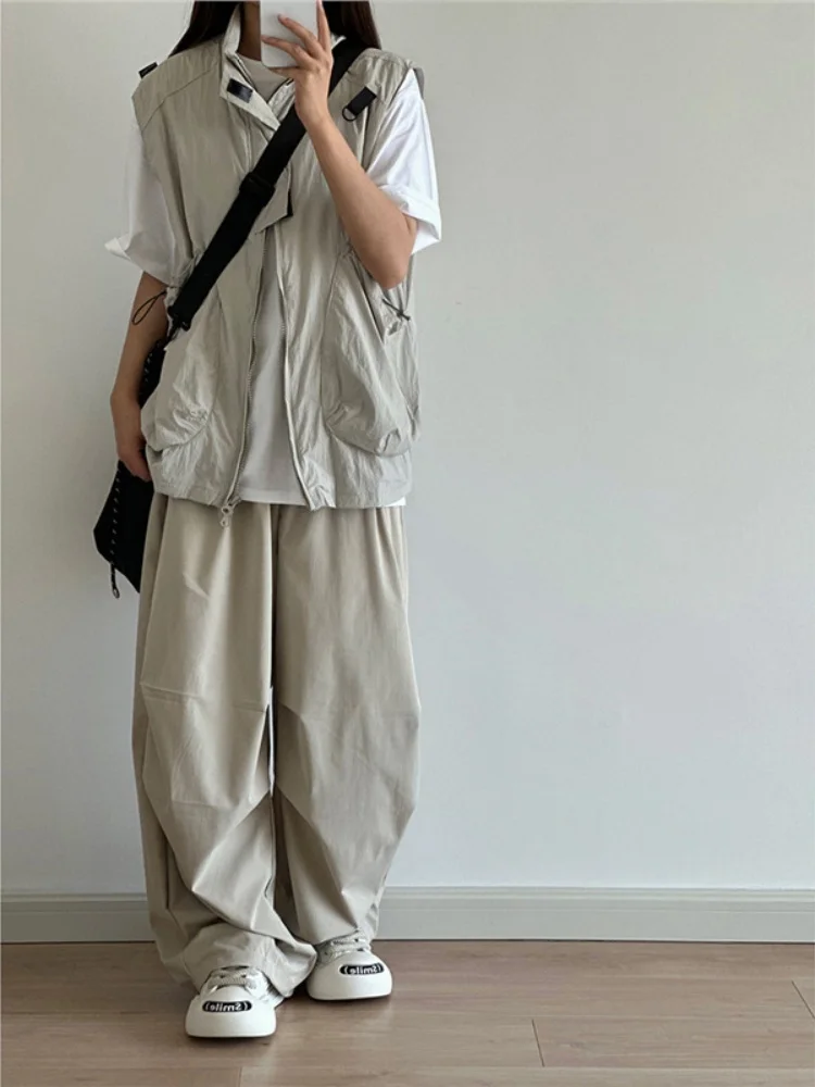 2026 New Summer Japanese Vintage Outdoor Vest For Men Women Functional Thin Waistcoat Loose Design Casual Cargo Jacket Coat