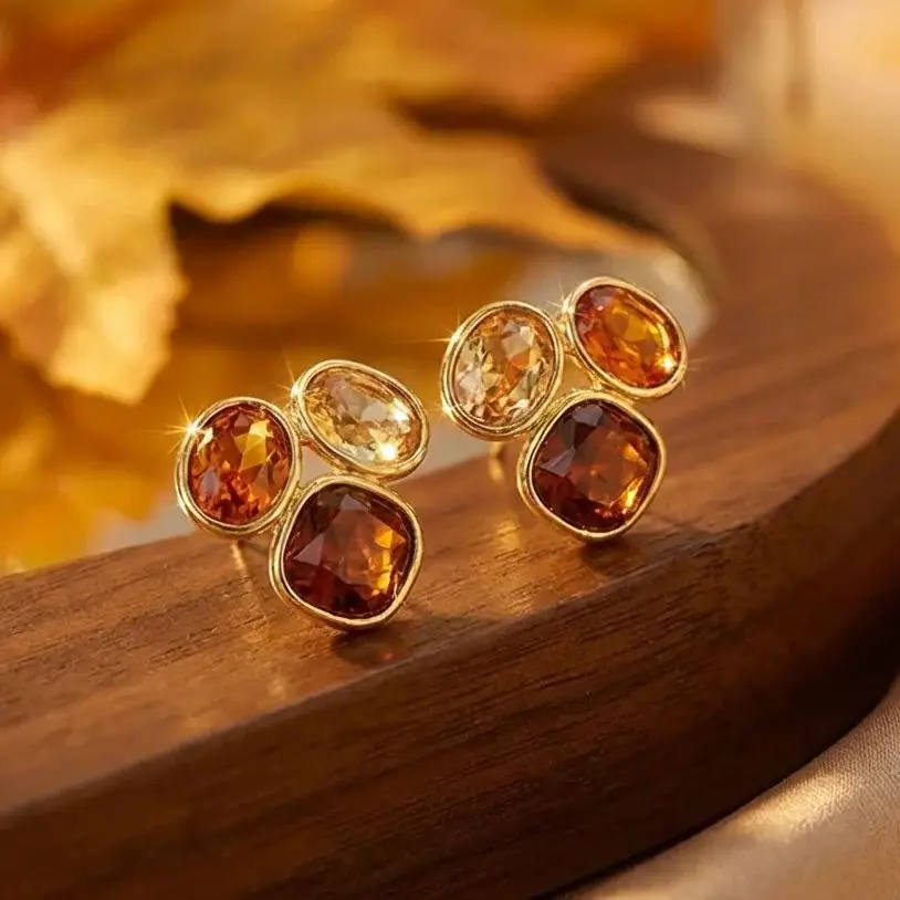 Delicate Maillard Style Brown Amber Color Stud Earrings for Women Vintage Coffe Rhinestone Earring Party Daily Wear Jewelry Gift