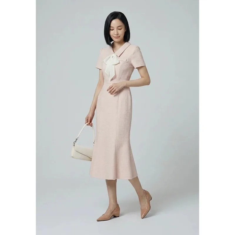 Pointed-toe Wedge Heel and Shallow Inner Elevated Single Shoe with A Mid-heel, One-piece Simple Women's Shoes