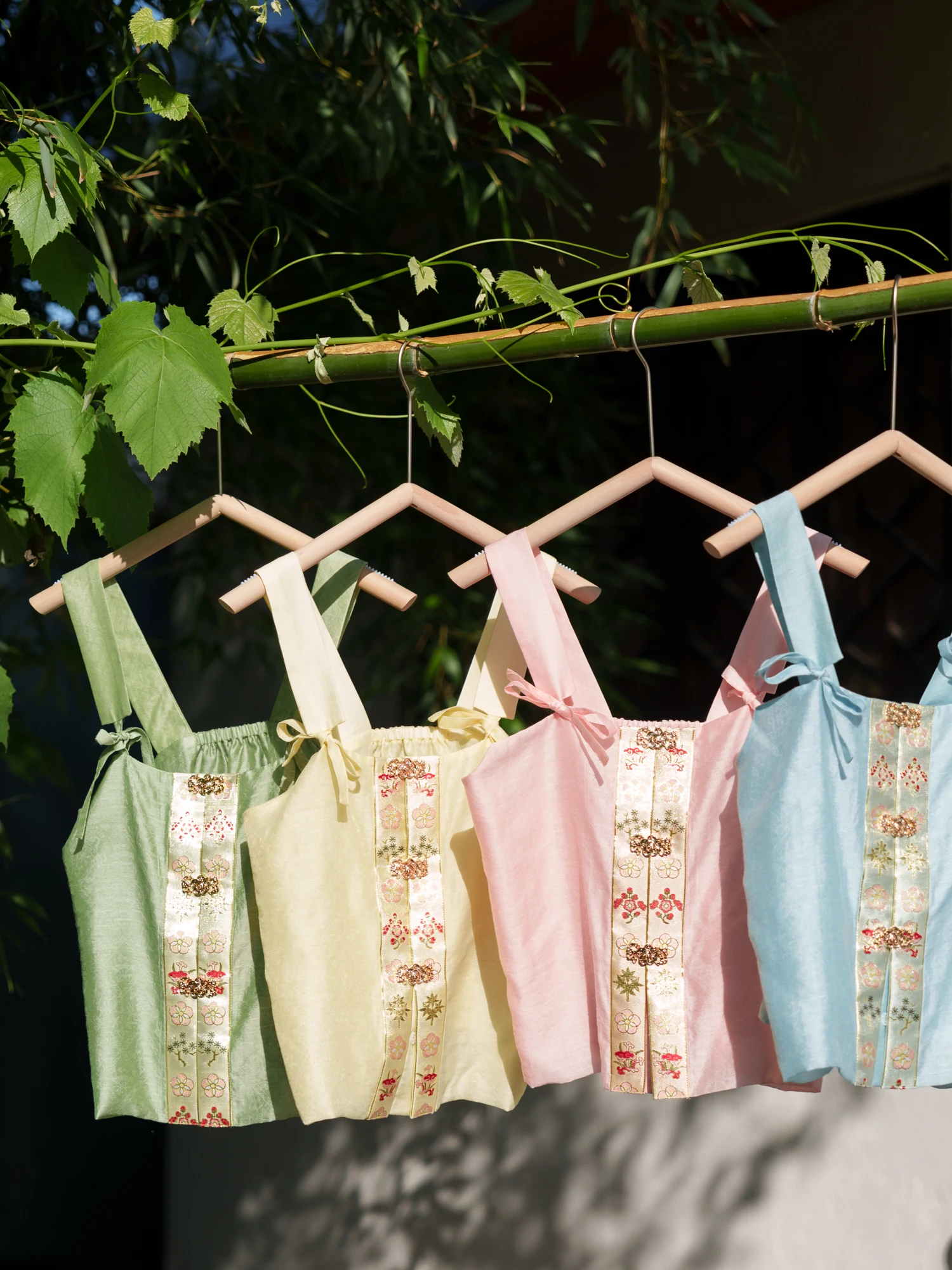 

Breathable Double Layer Silk Ming Dynas Sle Hanfu Summer New Arrival Versatile Main Waist Cloud Skirt ort Length Loose Fit