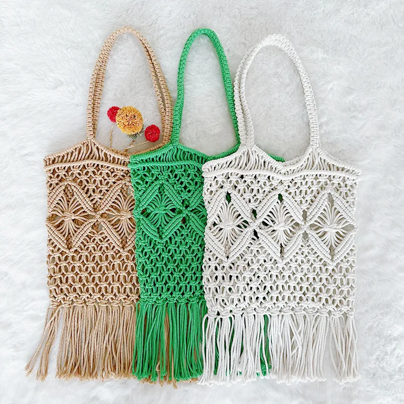 

2024Handmade Tassel Cotton Thread Crochet Women's Shoulder Bag Bohe Bolsos Feminine Mesh Rope Weaving Tote Bag Summer Beach Bag