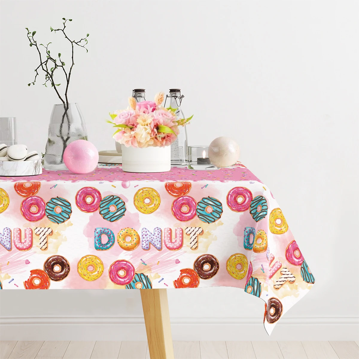 Donutテーマプラスチックテーブルクロス、テーブルカバー、子供のためのパーティーの装飾、甘い誕生日パーティー