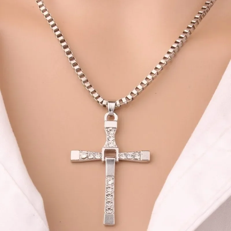 Hip Hop Rhinestone Cross Pendant Necklace for Men Women Punk HipHop Fashion Gift Jewelry